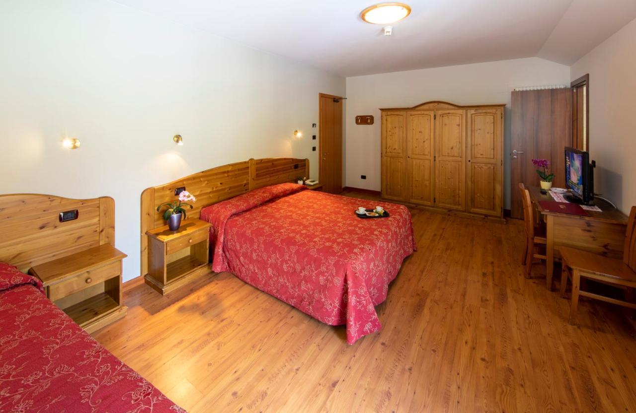 Albergo Edelweiss - Larespa โครโด ภายนอก รูปภาพ