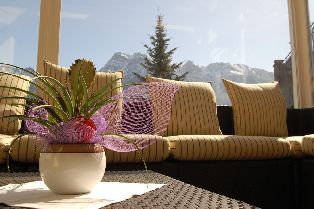 Albergo Edelweiss - Larespa โครโด ภายนอก รูปภาพ
