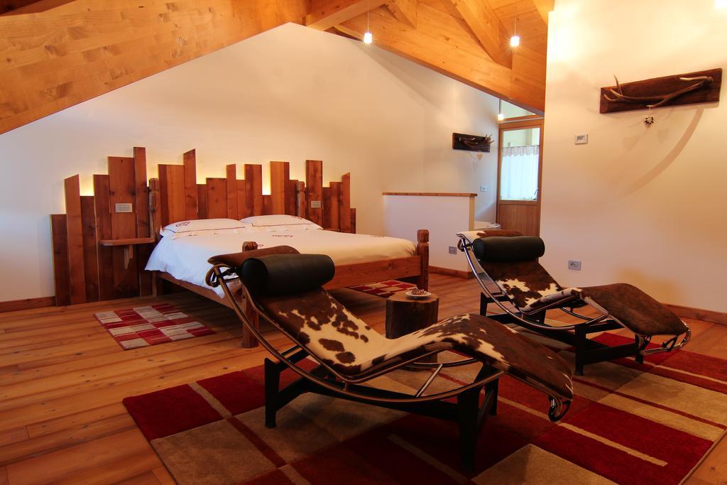 Albergo Edelweiss - Larespa โครโด ภายนอก รูปภาพ